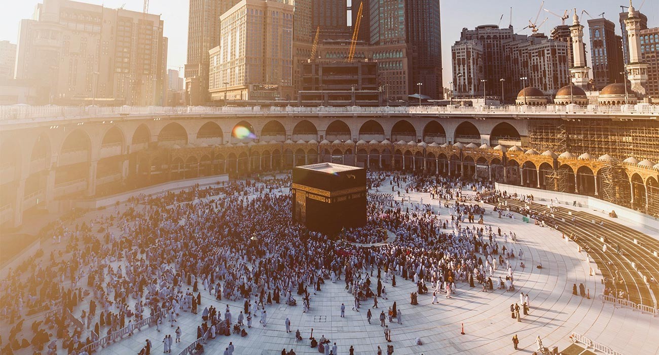 https://www.alraheemtravels.com/uploads/blog/68547.jpg